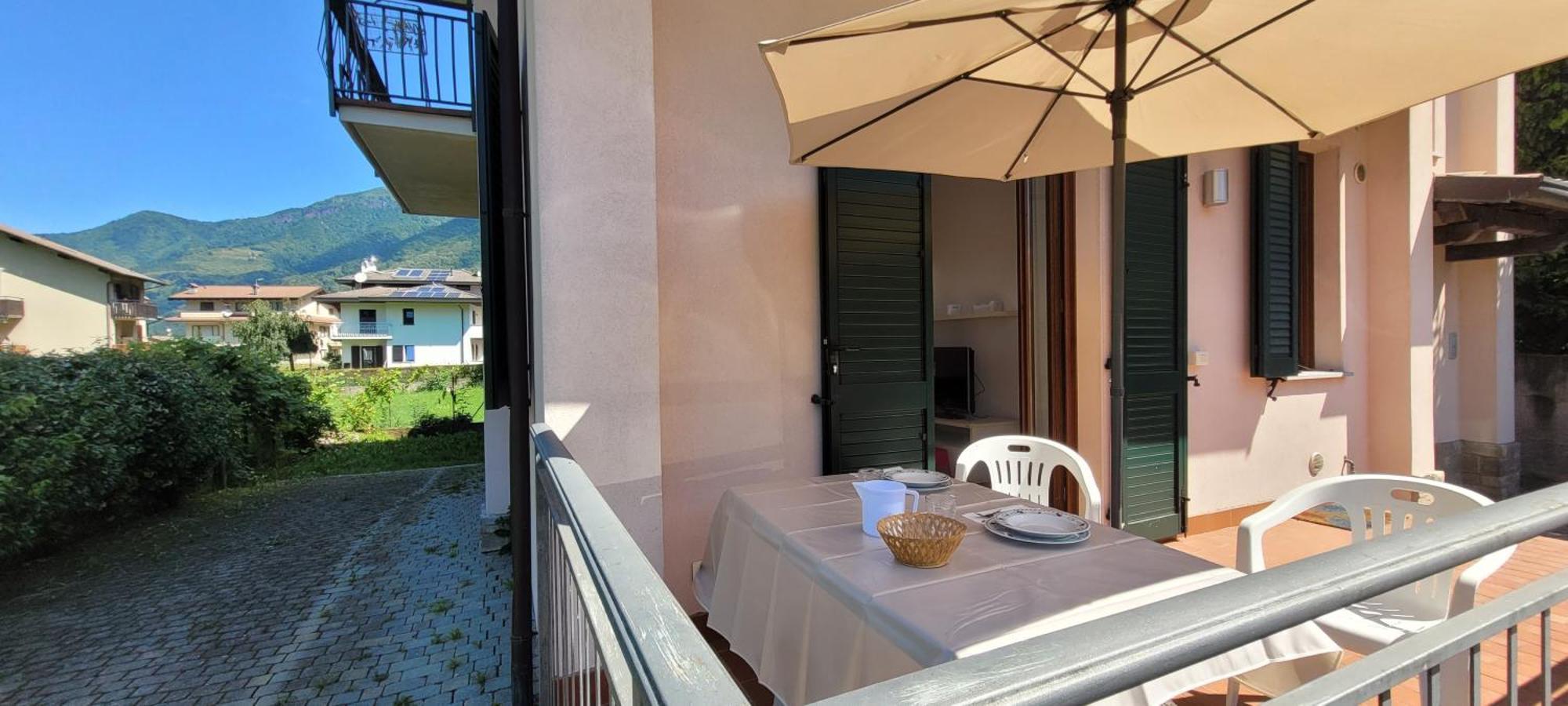 Terrazza Fucinetta Διαμέρισμα Introbio Εξωτερικό φωτογραφία